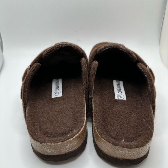 CUSHIONAIRE Womens Clog 7 BROWN - Picture 4 of 7